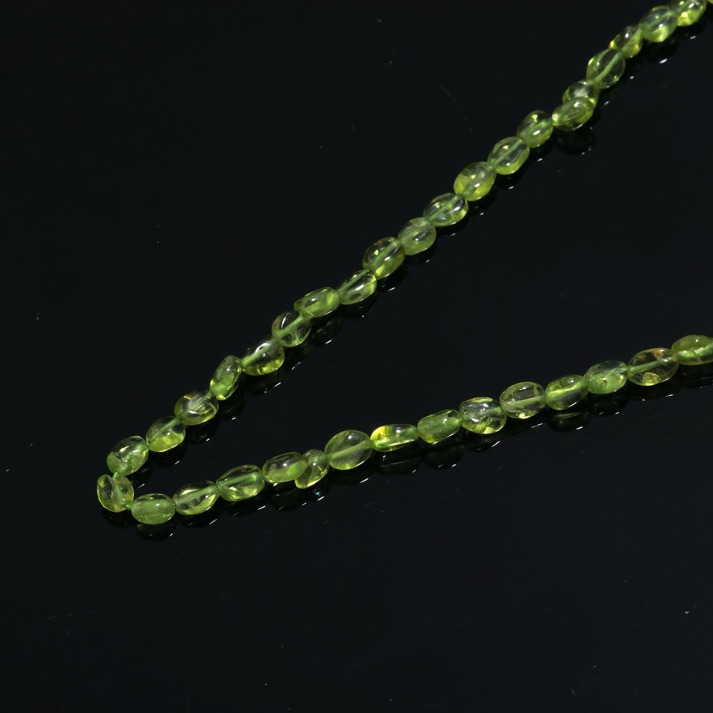 3 Strands Peridot Smooth Oval Beads 5x7-6x8 MM AAA Natural Peridot Oval Beads Parrot Green Peridot Oval Beads for Designer Jewelry Craft