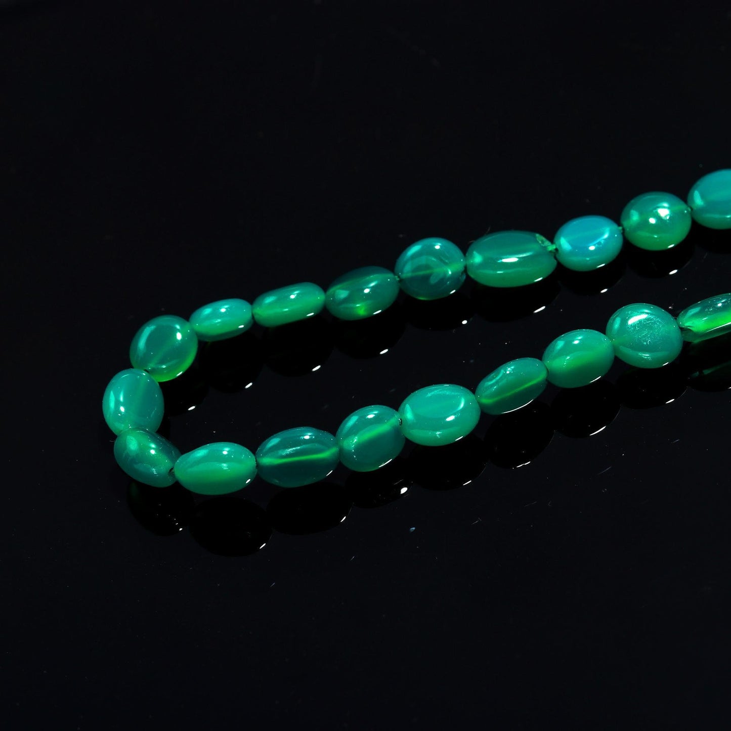 AAA Natural Green Onyx Smooth Oval Beads, 5x7-6x8 MM Green Onyx Oval Beads, 16" Green Onyx Plain Oval Beads for Designer Jewelry