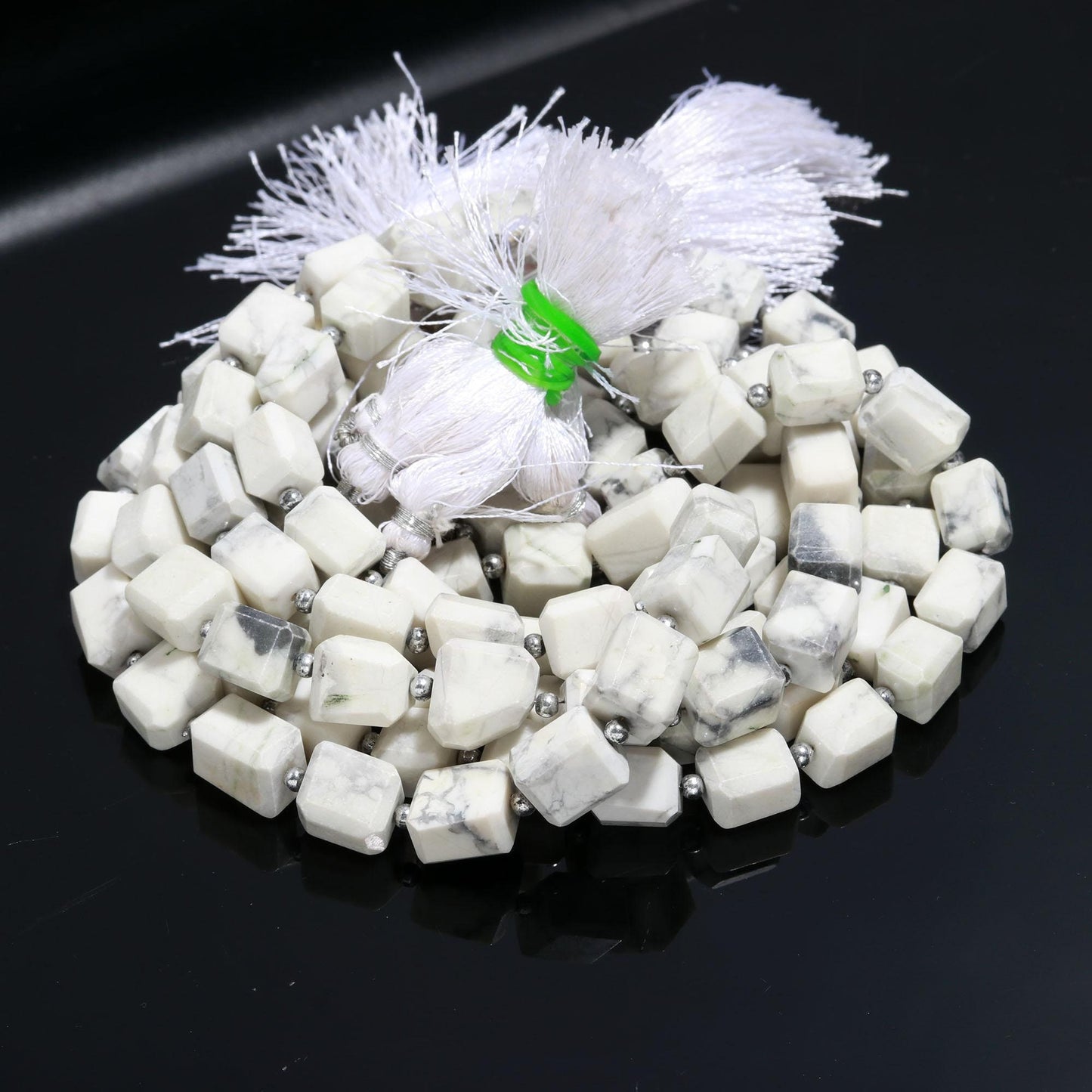 Howlite Tumble Beads Excellent Quality Natural Howlite Nuggets Beads Howlite Tumble Nuggets Beads for Designer Jewelry Making Craft Sale