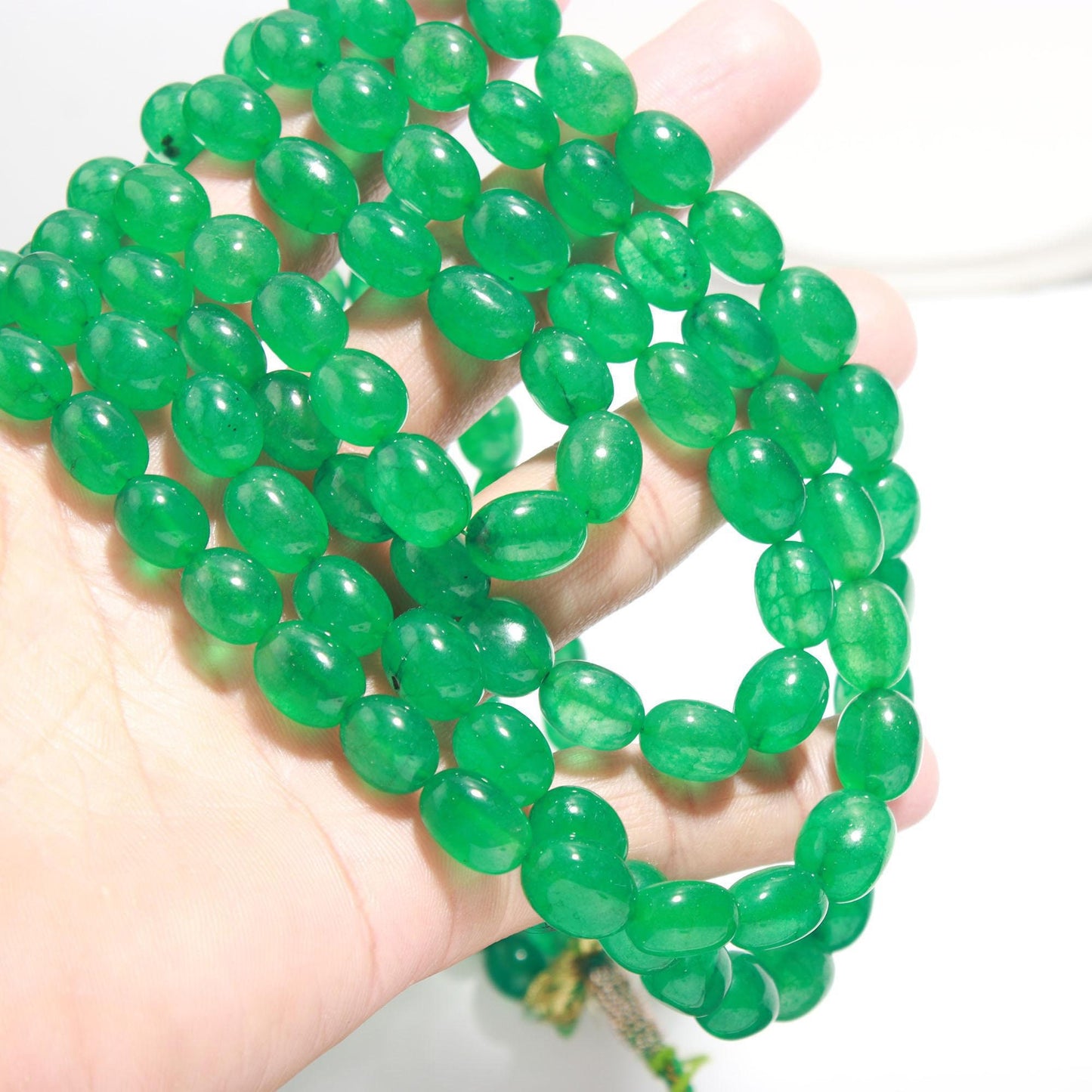 4 Strands Emerald Quartz Smooth Oval Beads 6X8 MM - 8x11 MM Quartz Beads 18-21 Inch Emerald Quartz Jewelry Necklace with Drawstring Clasp