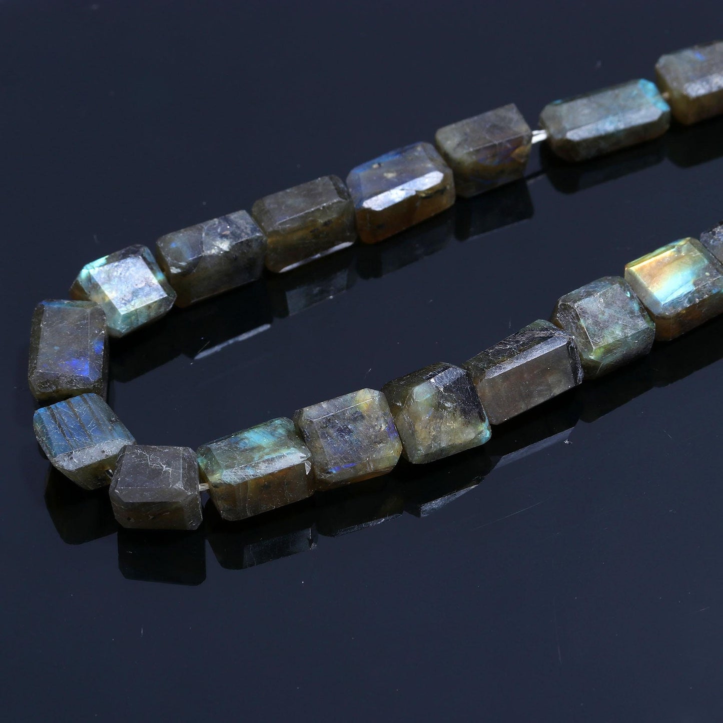 Labradorite Tumble Excellent Quality Natural Labradorite Nuggets Black Monstone Beads Natural Tumble Labradorite for Jewelry Making Craft
